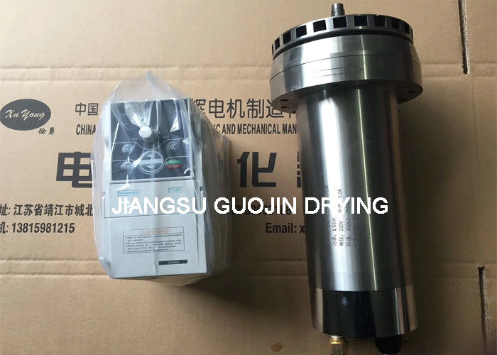 Prędkość obrotowa 15500 obr./min. Suszarka rozpyłowa z temperaturą wlotową 140-350°C, automatyczną kontrolą, idealna do produkcji w przemyśle spożywczym